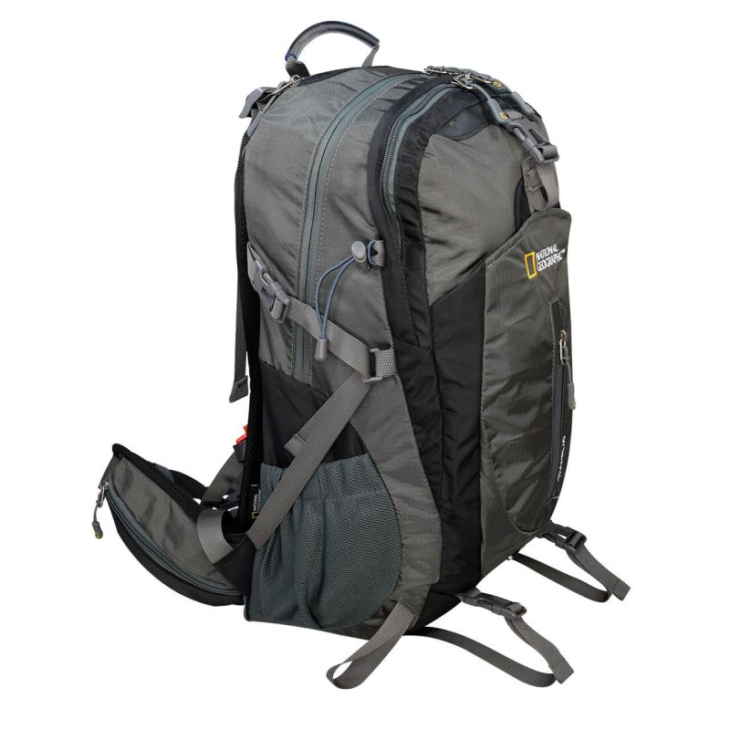 Mochila para montaña THAMES 40 L, con funda impermeable, gris con negro